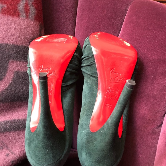 Christian Louboutin Forest Green suede pumps 37.5 - Picture 3 of 8